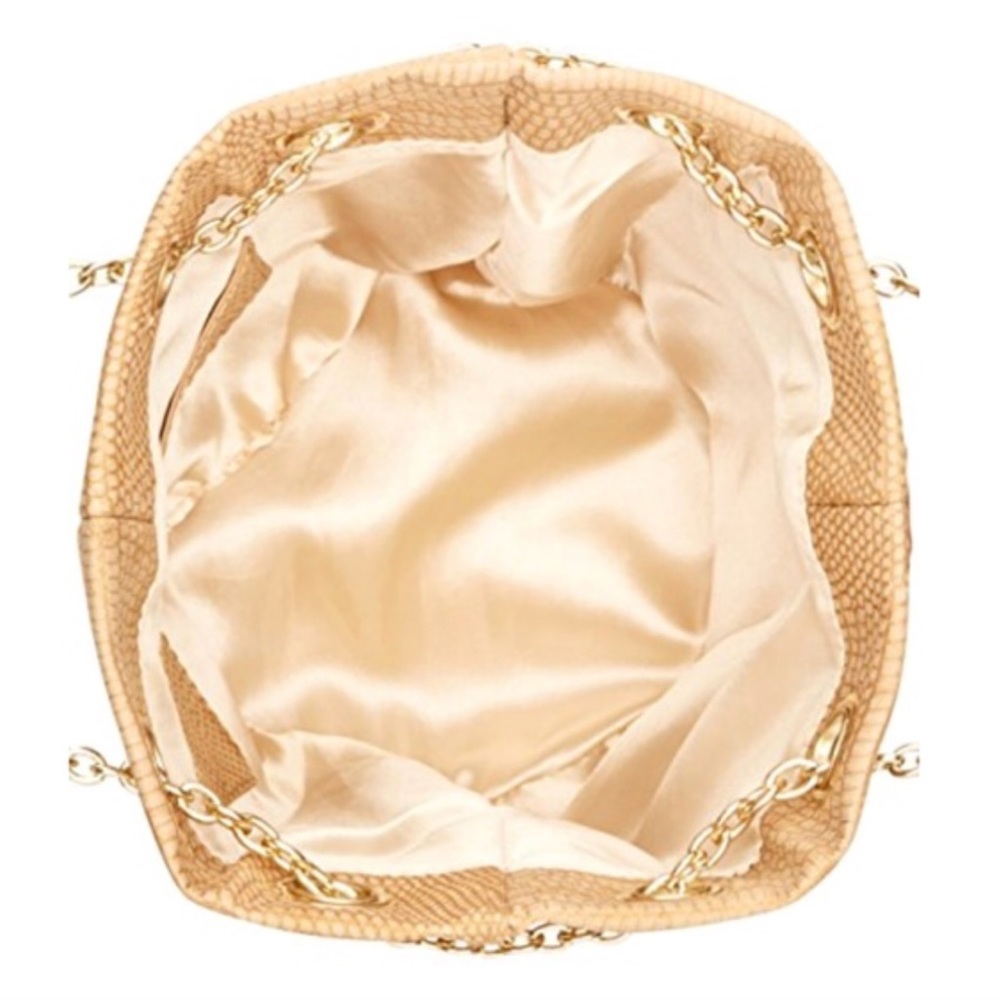 Stitched Bucket Bogo Shoulder Chain Bag - Picture 4 of 5